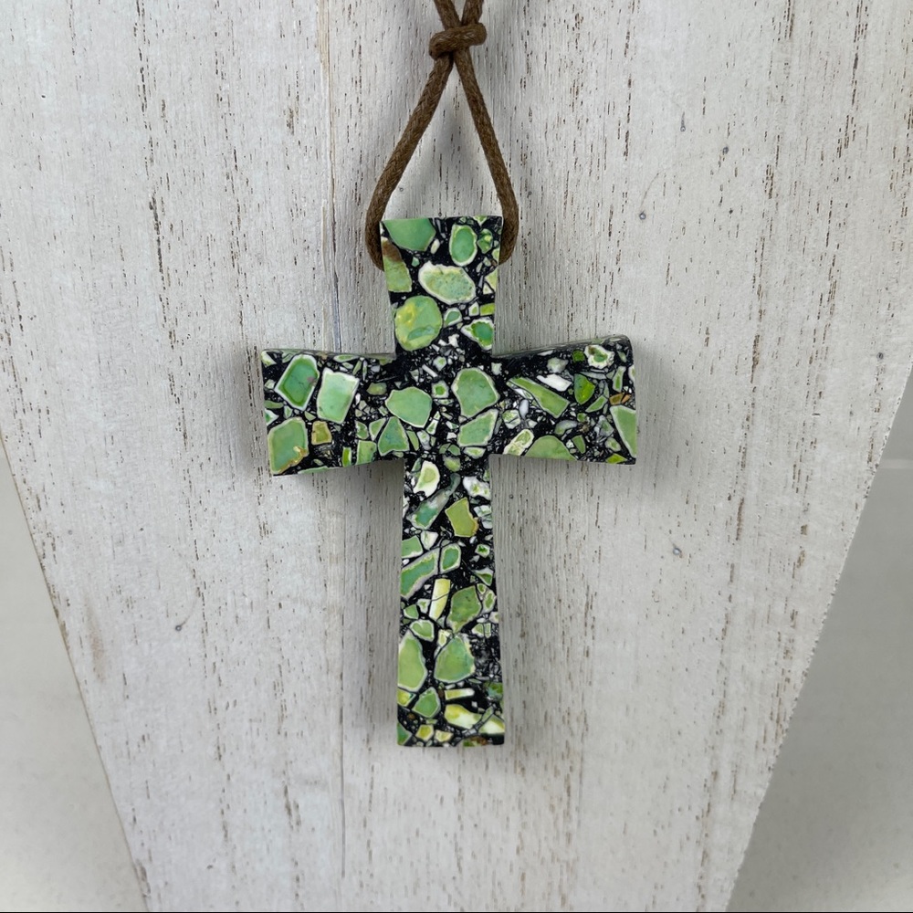 🚫SOLD🚫 VTG Y2K Green Jasper Stone Large Cross Necklace w/ Adjustable Cord - Picture 12 of 16
